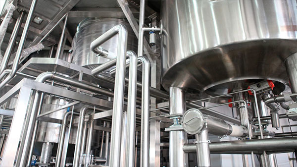 Tuberías y depósitos industriales