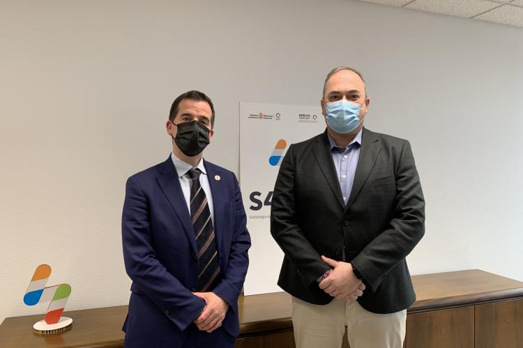 El consejero de Desarrollo Económico y Empresarial, Mikel Irujo, y el presidente de ACAN, Roberto Lanaspa