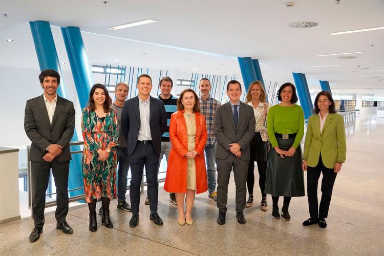Asistentes al acto celebrado por el Departamento de Industria, centrado en el sistema CAE