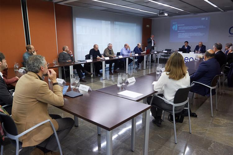 El vicepresidente Aierdi en la reunión de la Mesa de la Construcción de la CEN
