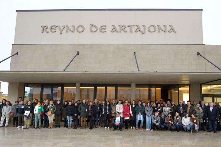 Foto de grupo del Encuentro de Comunidades Energéticas celebrada en Artajona