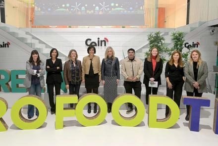 En el centro, Basterra e Itoiz, junto al equipo de CEIN.