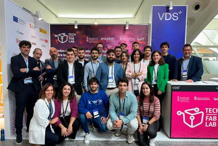 El equipo de CEIN junto a las empresas participantes