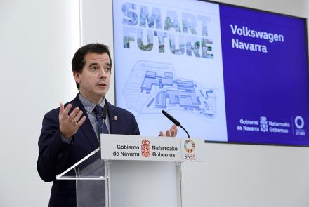 El consejero Irujo, durante la comparecencia